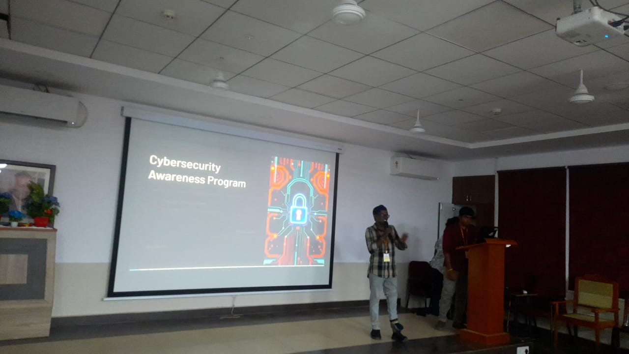 it cyber